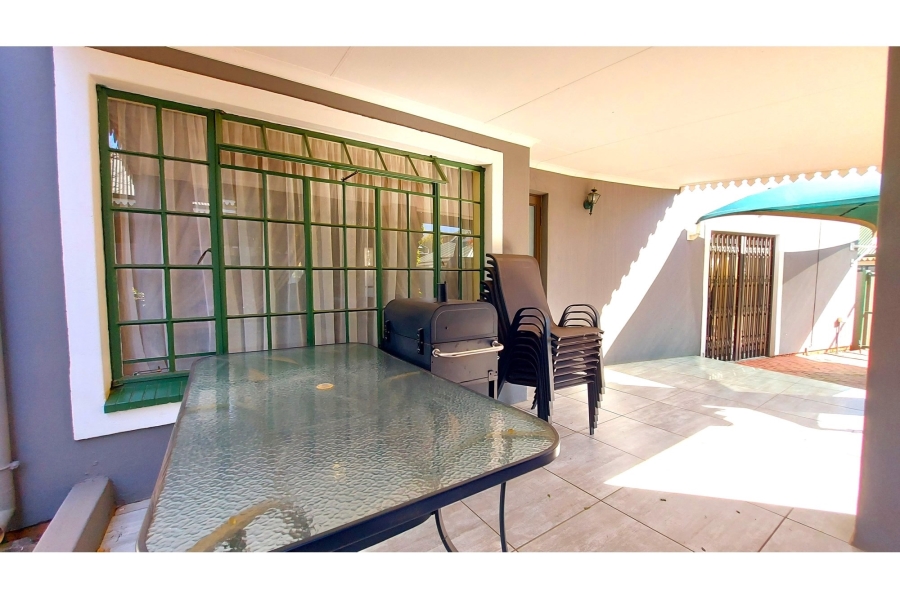 3 Bedroom Property for Sale in Melodie North West